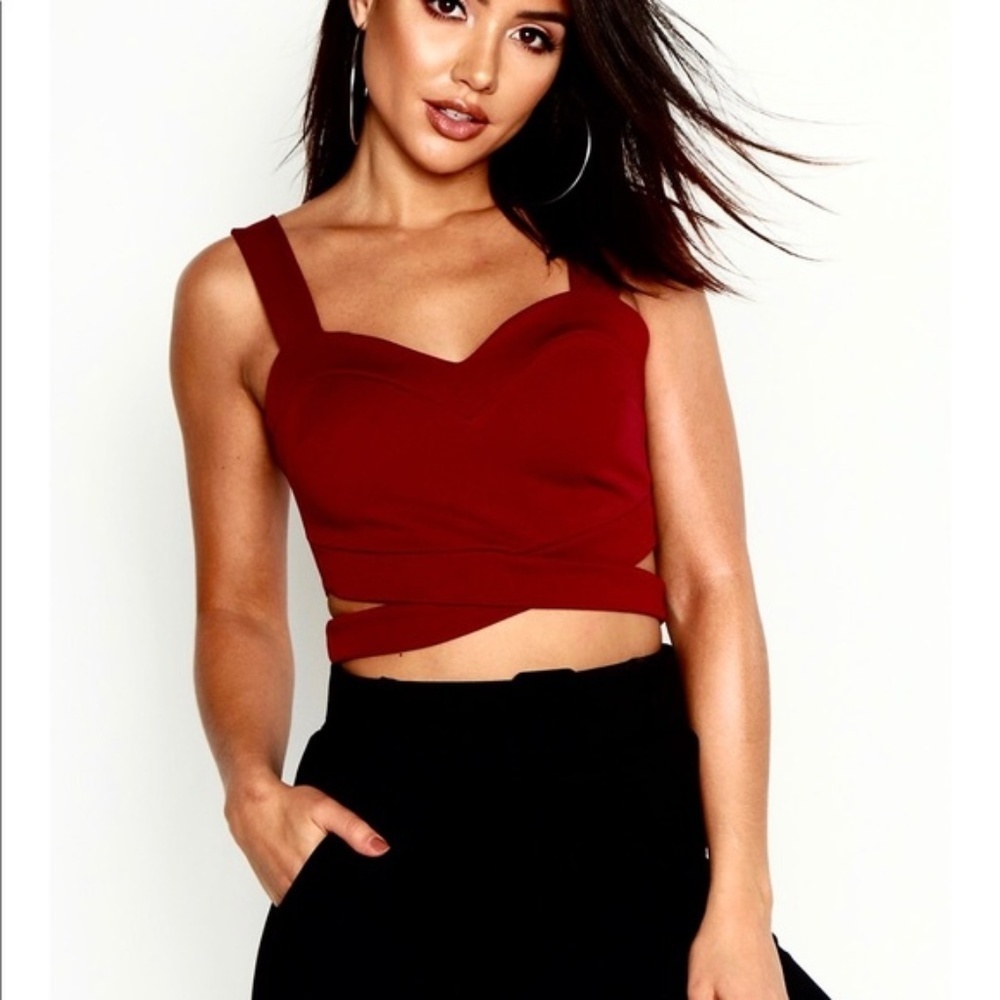 Boohoo Cut‎ Out Bralette